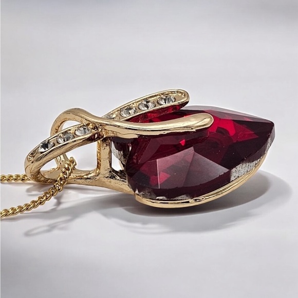NWT Zaxie Gold Tone Necklace with a Red Rhinestone Heart - Picture 4 of 6